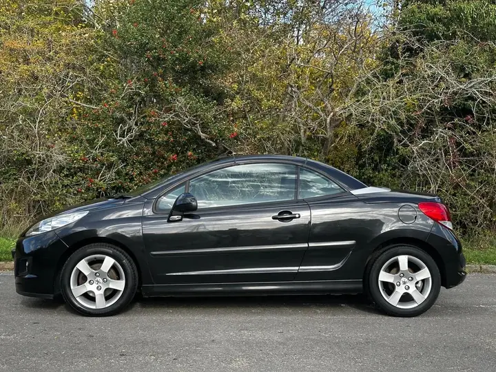 Peugeot 207 Cc 2009 photo 4