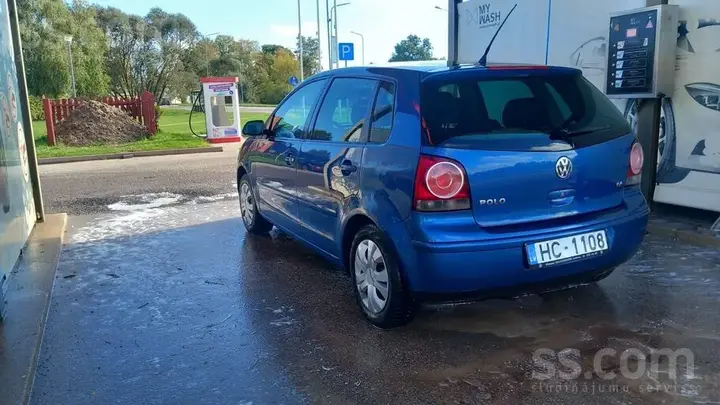 Volkswagen Polo 2008 photo 3