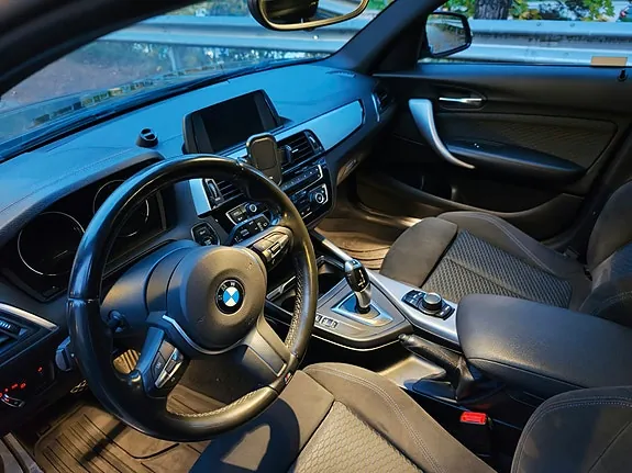 BMW 118D 2018 photo 3
