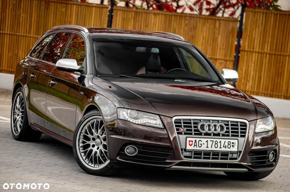 Audi S4 Avant 2010 photo 3