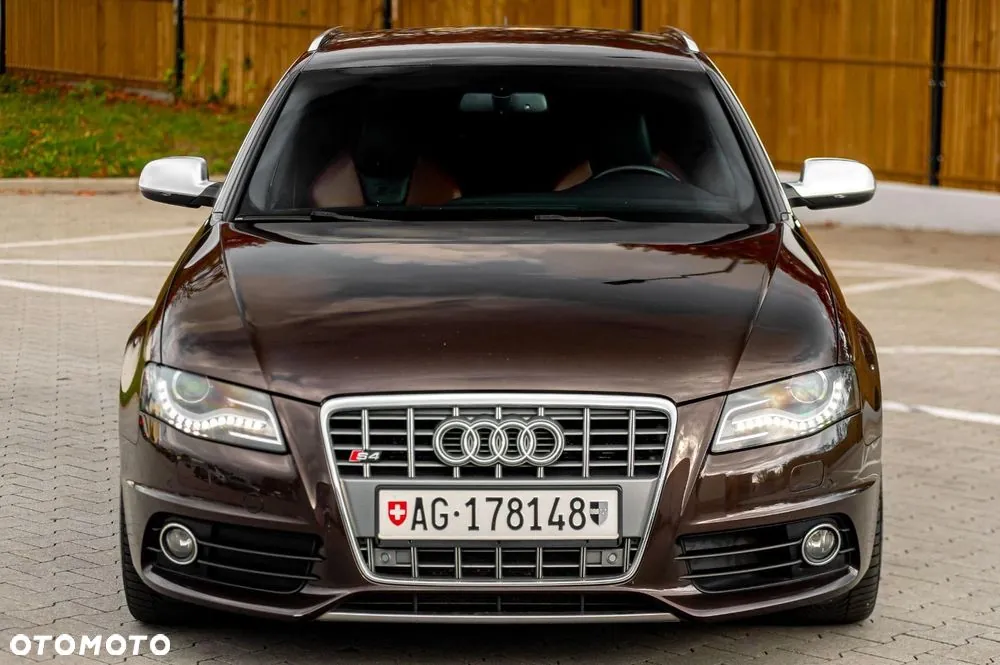 Audi S4 Avant 2010 photo 5