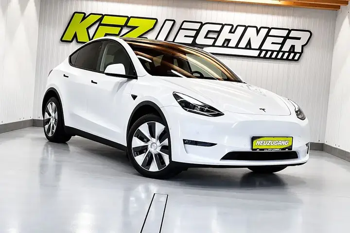Tesla Model Y 2022 photo 3
