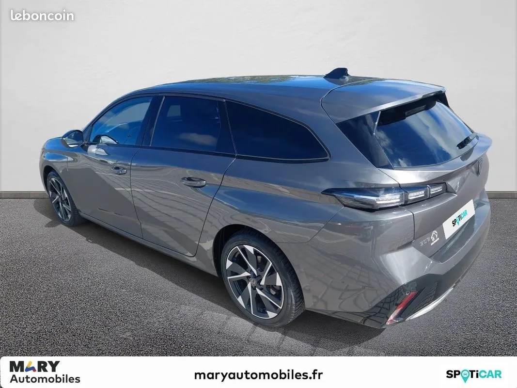 Peugeot 308 2023 photo 2