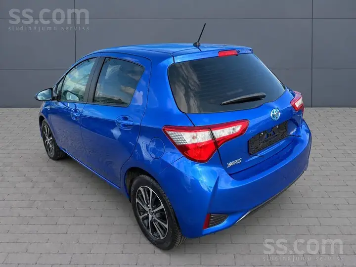 Toyota Yaris 2018 photo 4