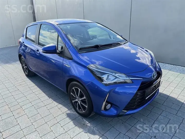 Toyota Yaris 2018 photo 3