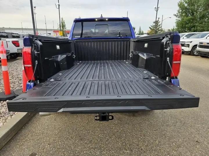 Toyota Tacoma 2025 photo 5
