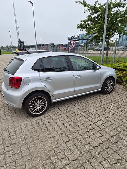 Volkswagen Polo 2014 photo 3