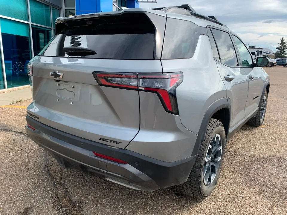 Chevrolet Equinox 2025 photo 3