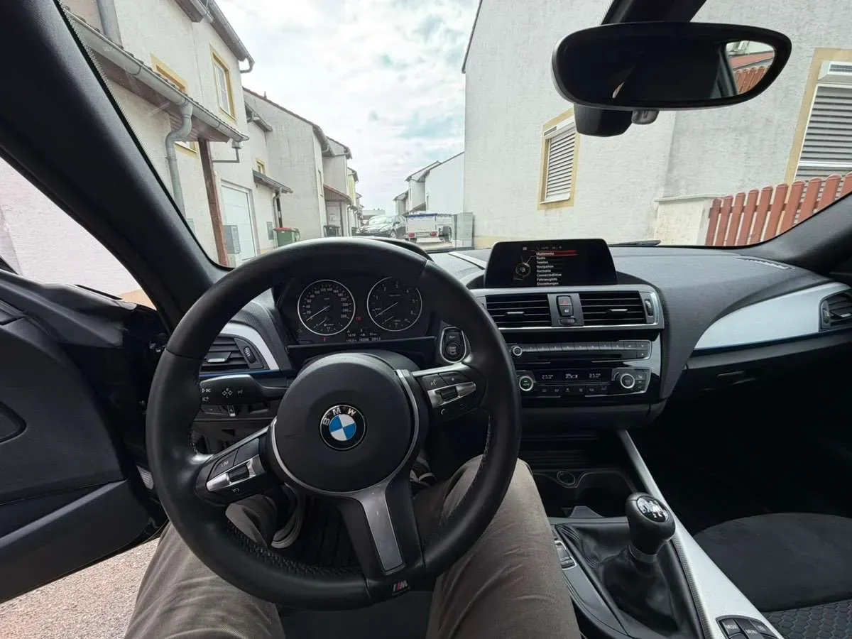 BMW 1 Series 2016 photo 2