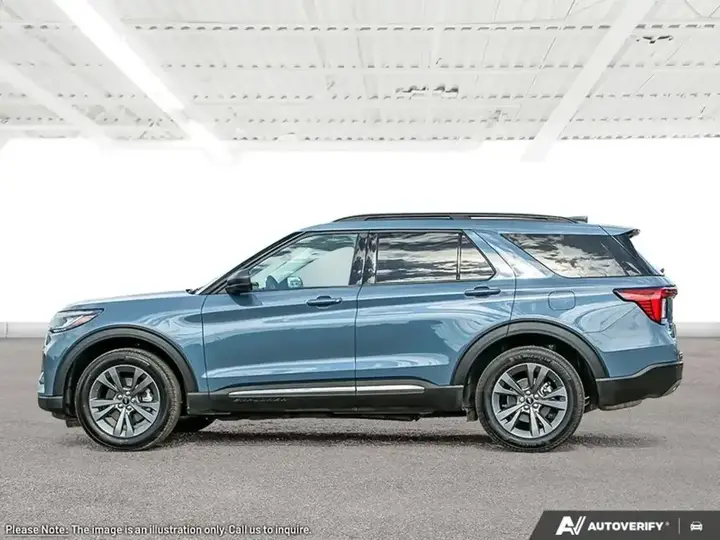 Ford Explorer 2026 photo 3