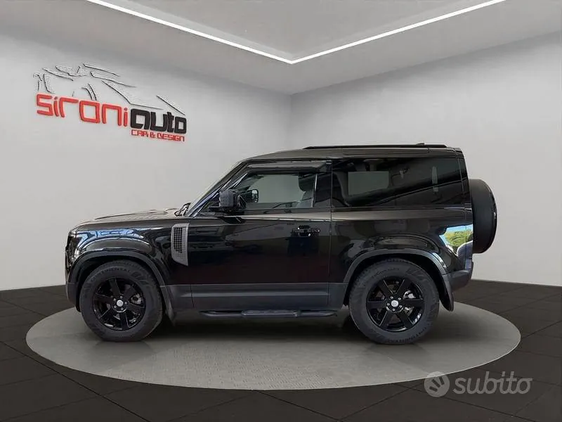 Land Rover Defender 2023 photo 3