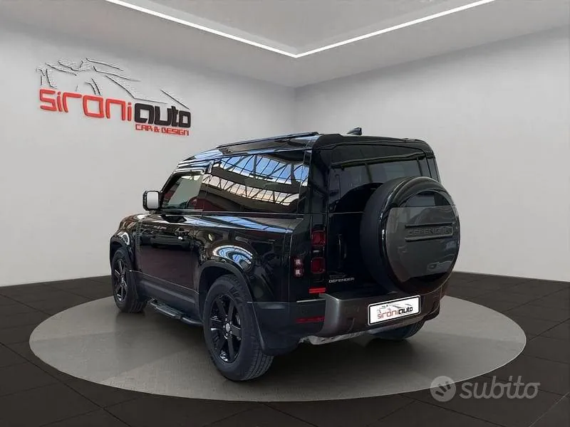 Land Rover Defender 2023 photo 5