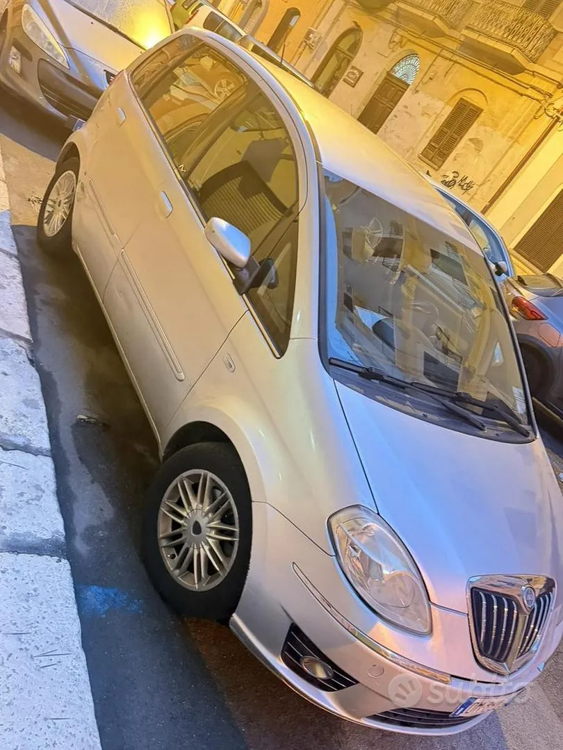 Lancia Musa 2008 photo 2