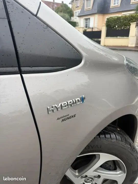 Toyota Yaris 2015 photo 5