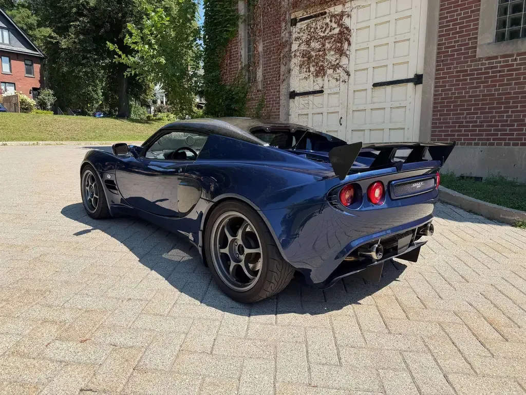 Lotus Elise 2001 photo 3