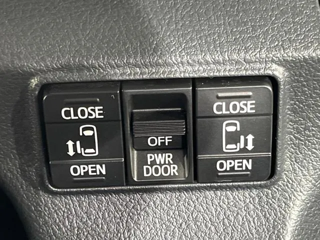 Toyota Sienna 2017 photo 5