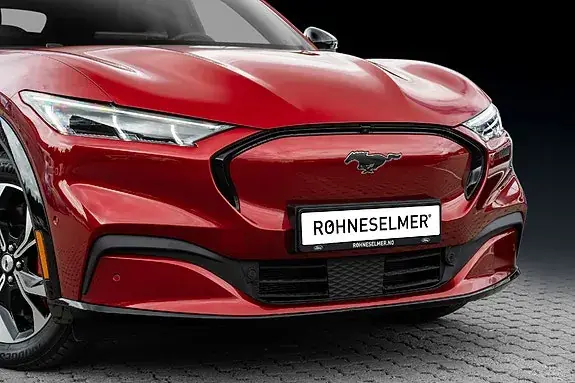 Ford Mustang Mach-E 2022 photo 2