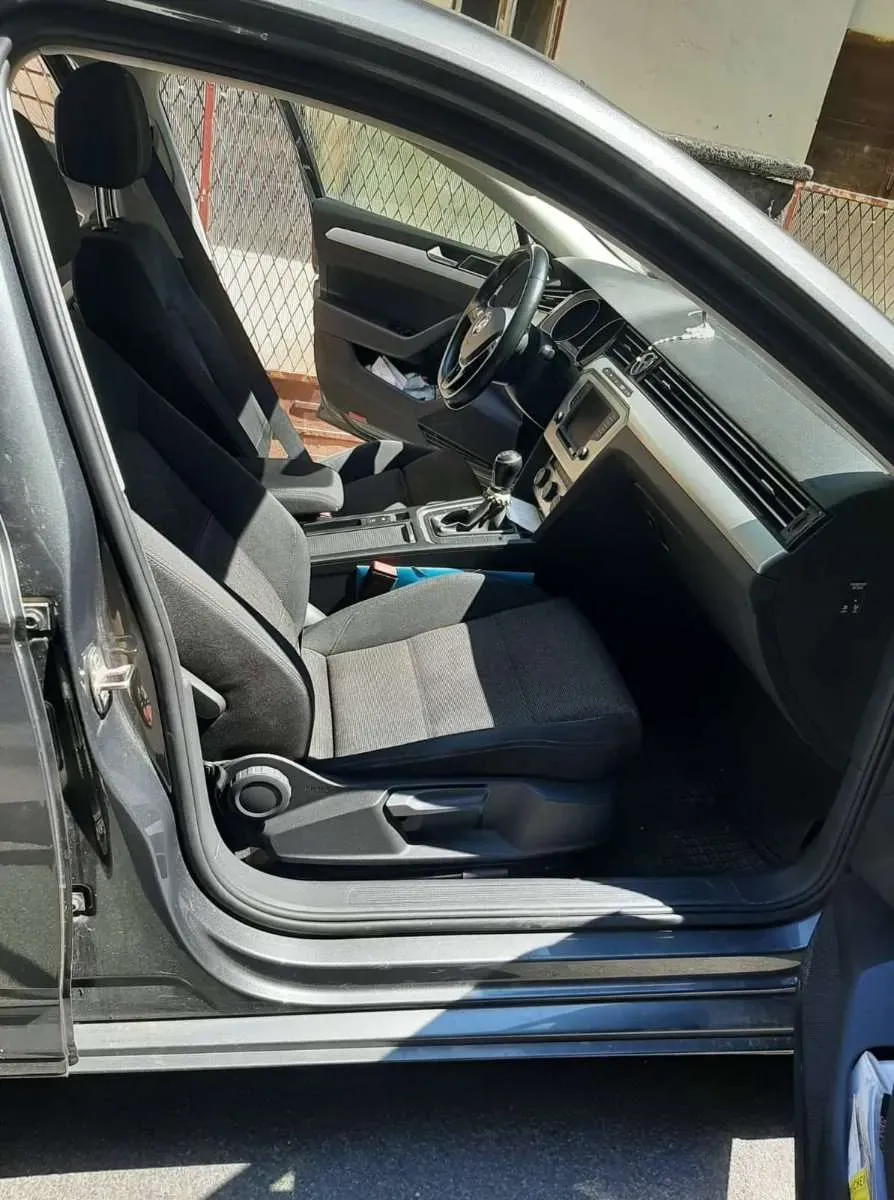 Volkswagen Passat 2015 photo 2
