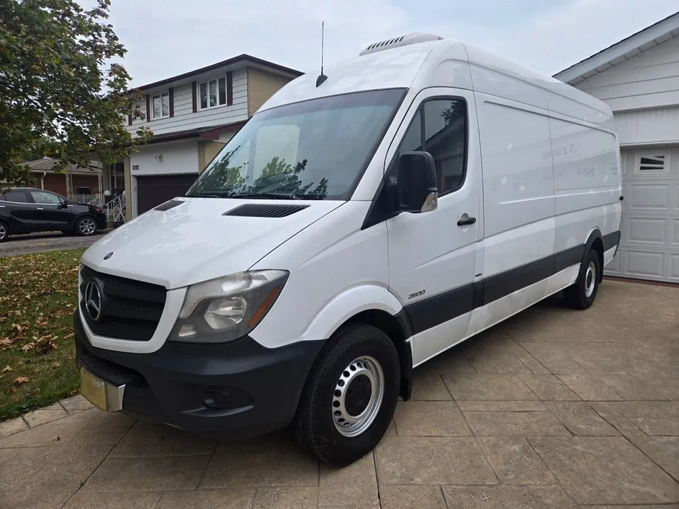 Mercedes-Benz Sprinter Van