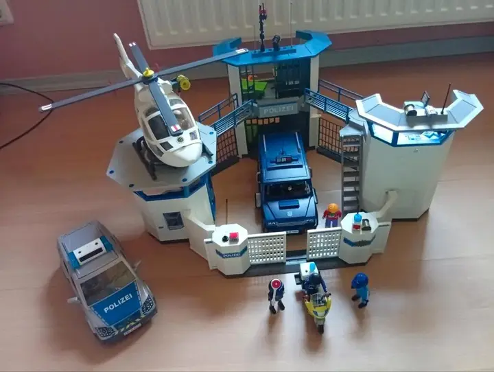 Playmobil Police Station