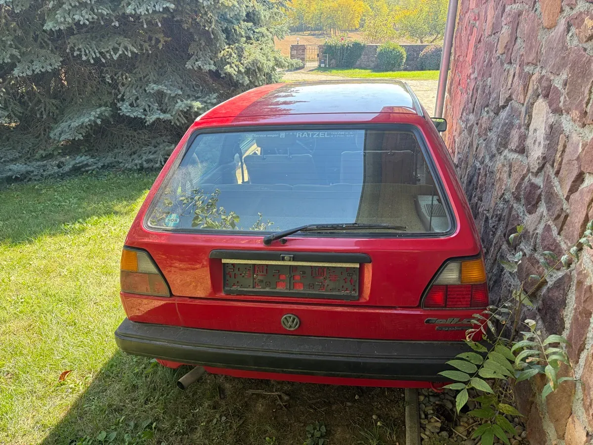 Volkswagen Golf 1984 photo 3