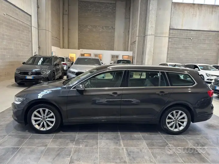 Volkswagen Passat Variant 2022 photo 3