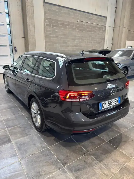 Volkswagen Passat Variant 2022 photo 4