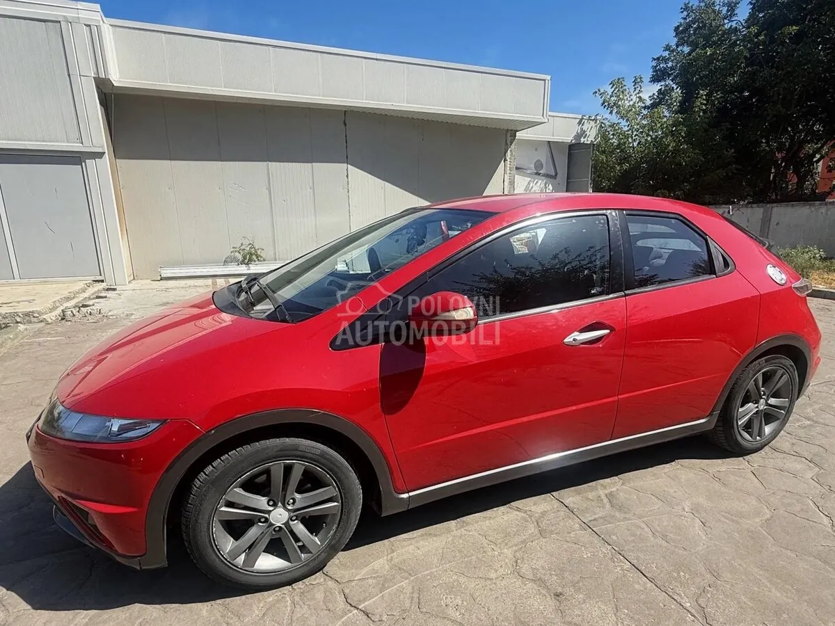 Honda Civic 2010 photo 4