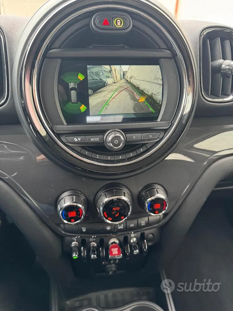 Mini Countryman 2018 photo 5