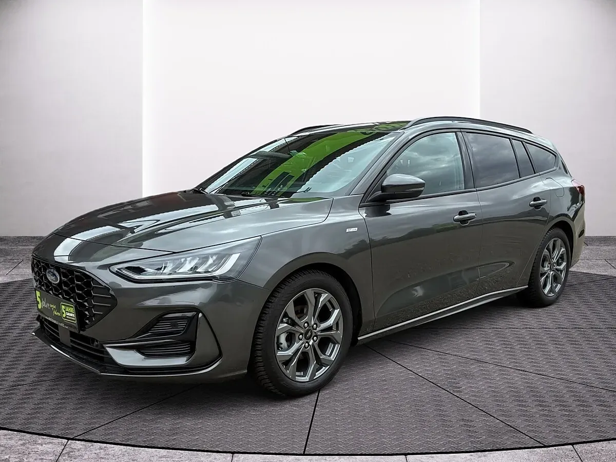 Ford Focus 2025 photo 3