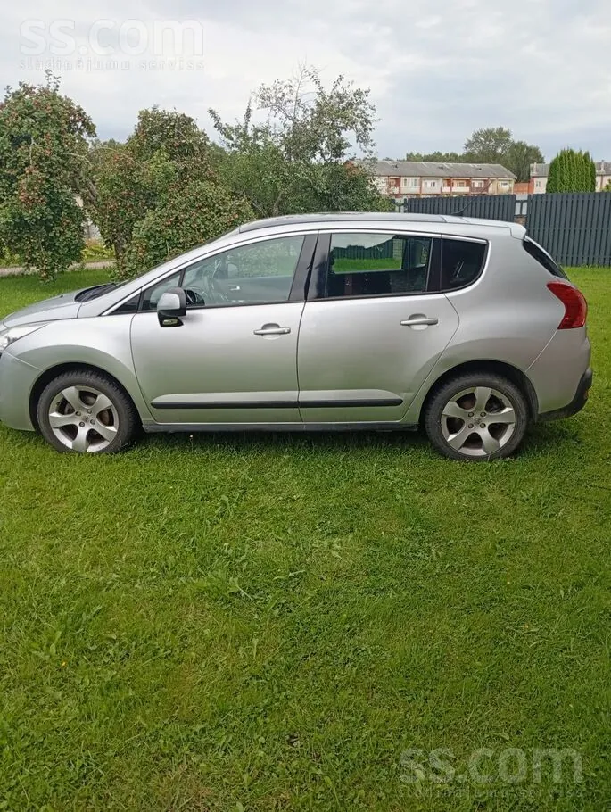 Peugeot 3008 2011 photo 2
