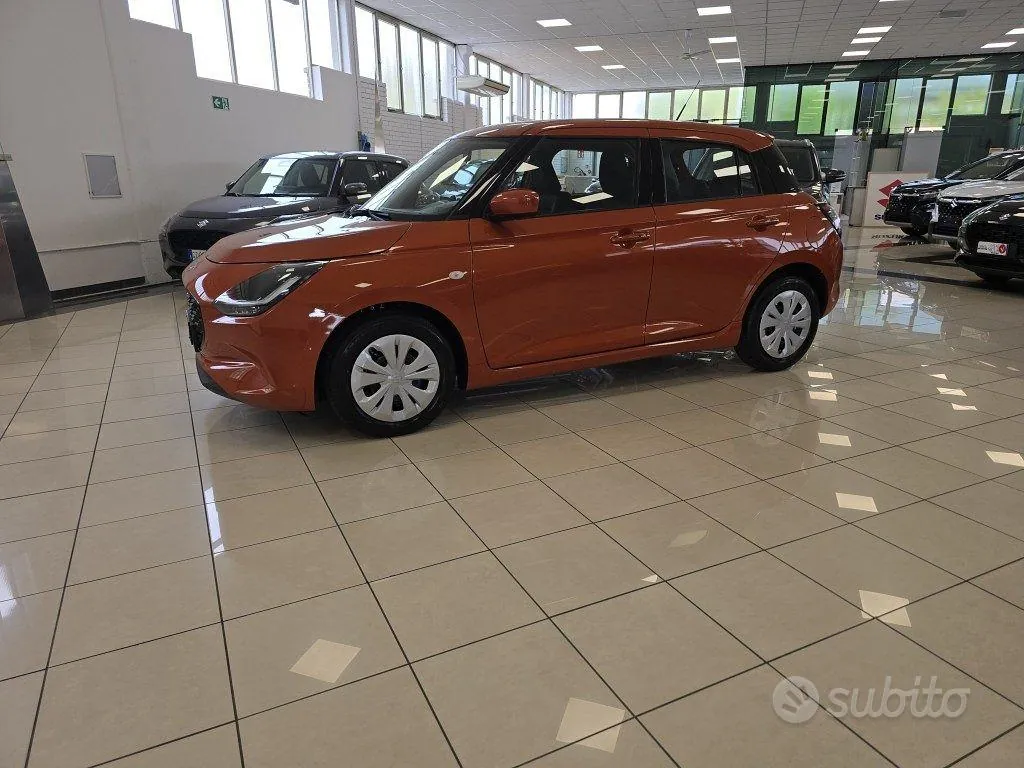 Suzuki Swift photo 2