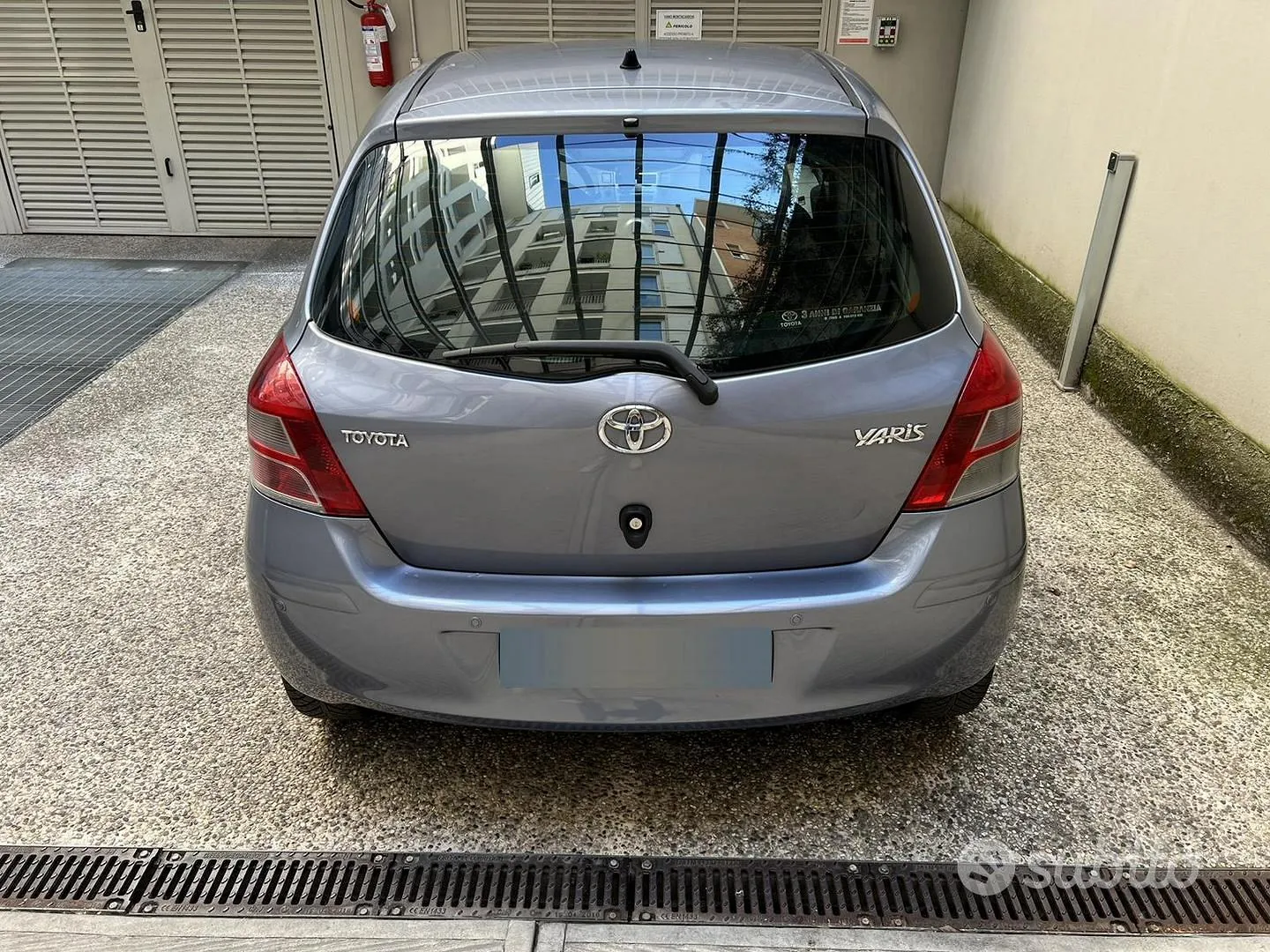 Toyota Yaris 2010 photo 3