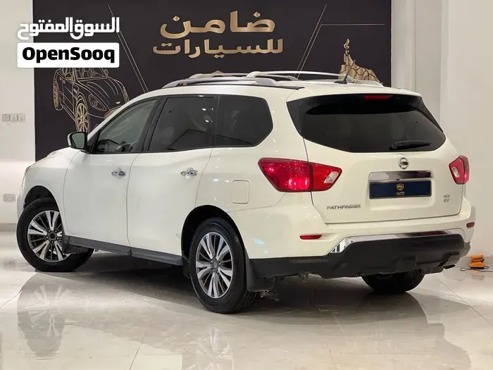 Nissan Pathfinder 2017 photo 3