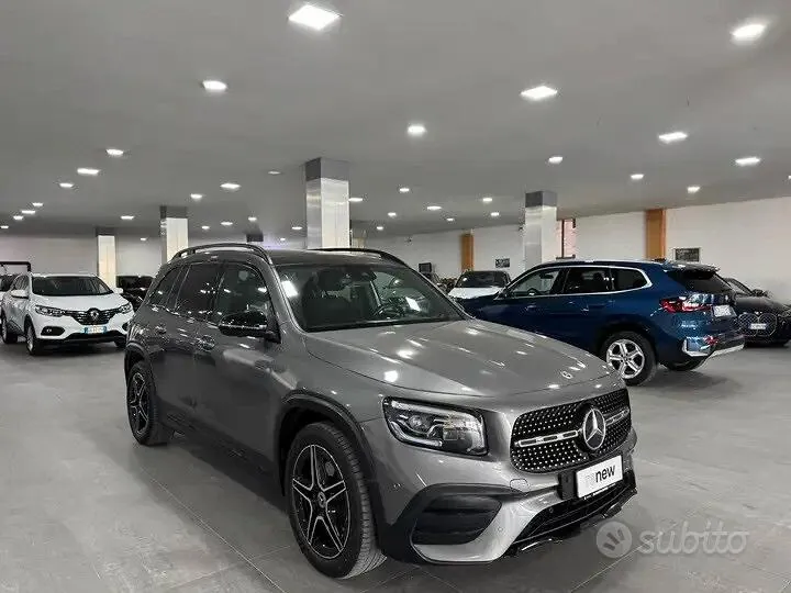 Mercedes-Benz Glb
