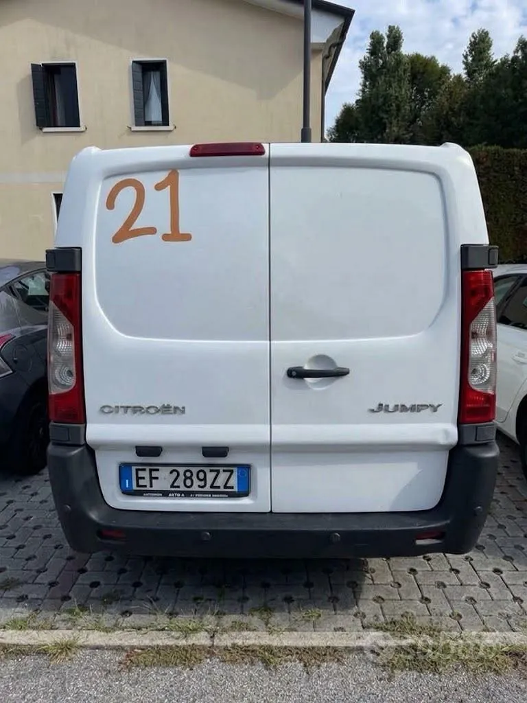 Citroen Jumpy 2010 photo 3