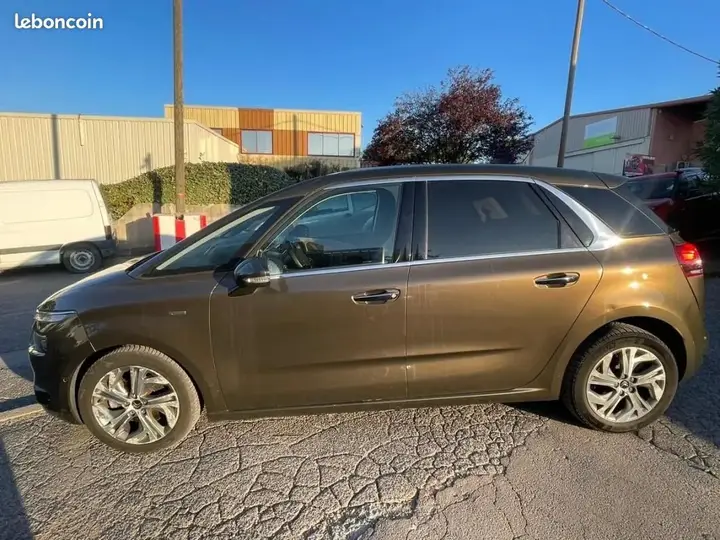 Citroen C4 Picasso 2013 photo 4