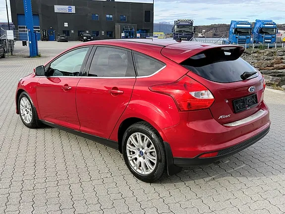 Ford Focus 2012 photo 4