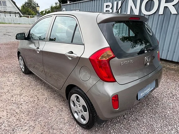 Kia Picanto 2013 photo 4