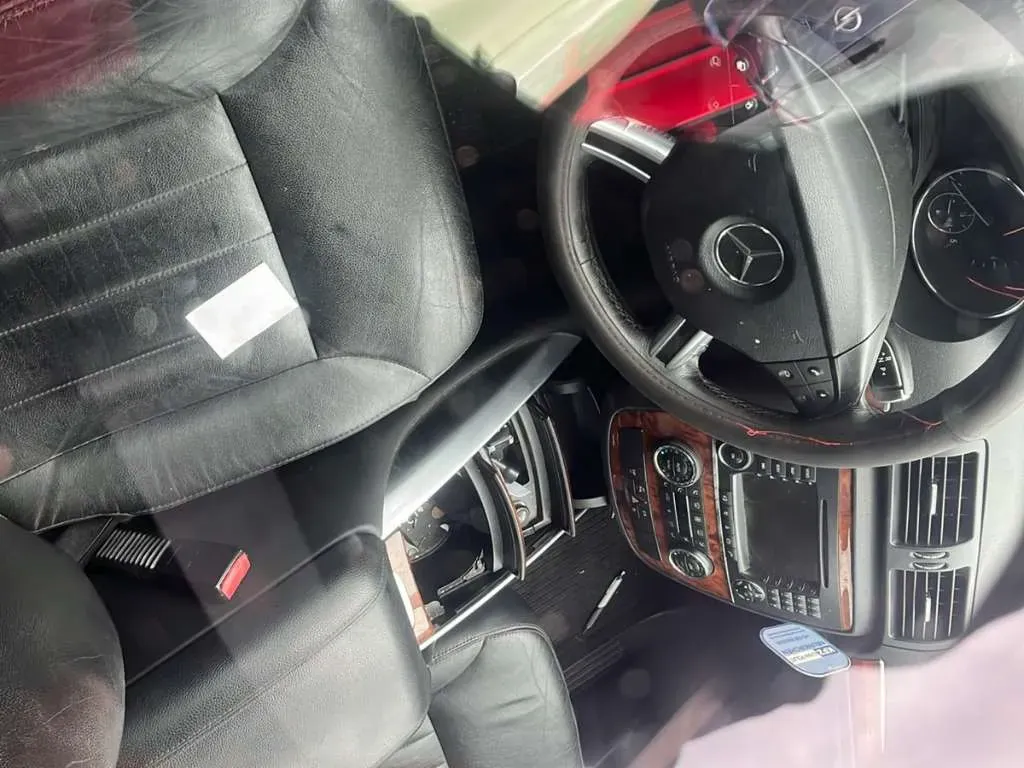 Mercedes-Benz R-Class 2006 photo 3