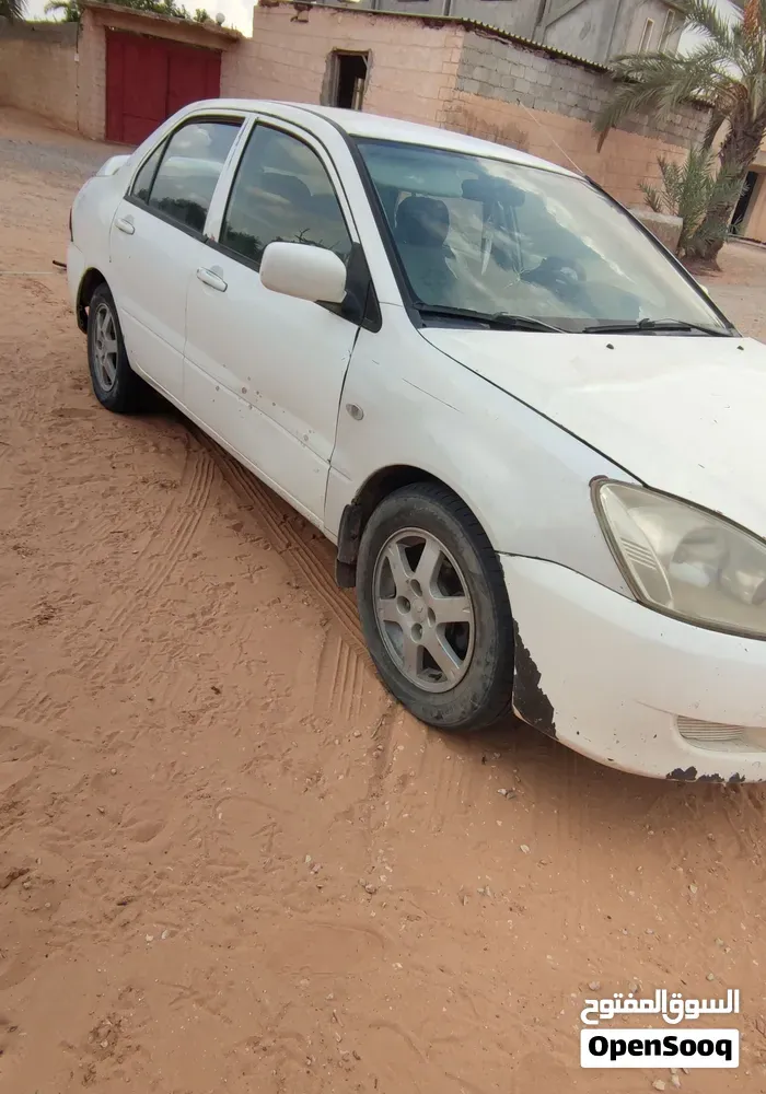 Mitsubishi Lancer 2007 photo 2