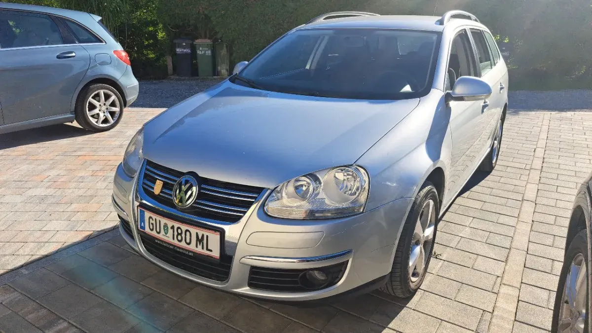Volkswagen Golf 2009 photo 2