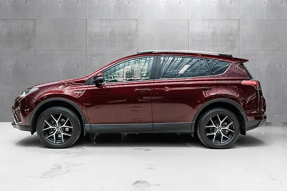 Toyota Rav4 2017 photo 2