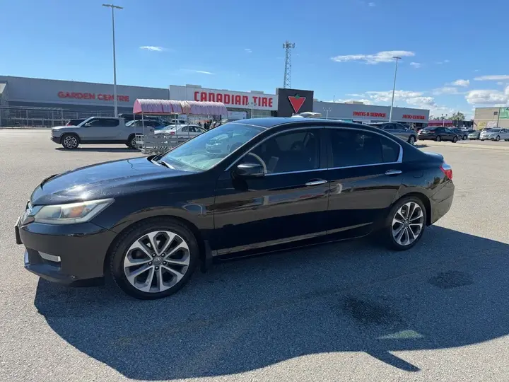 Honda Accord 2013 photo 2