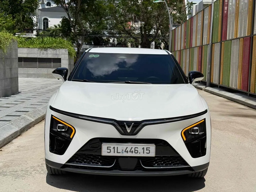 Vinfast Vf7