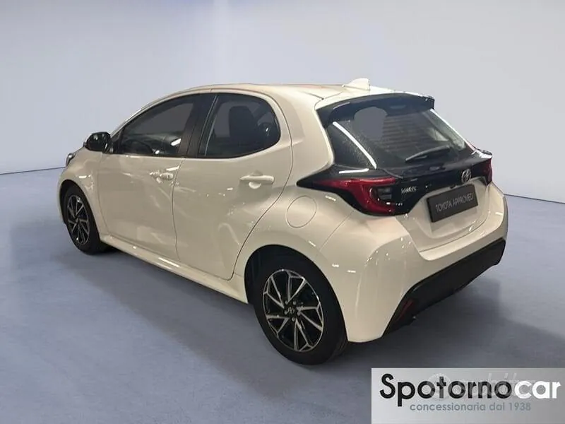 Toyota Yaris 2022 photo 3