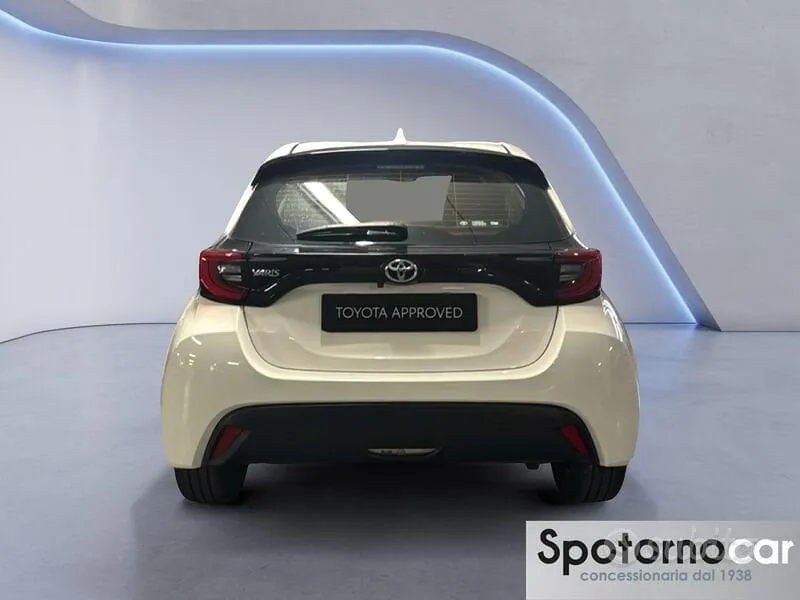Toyota Yaris 2022 photo 4