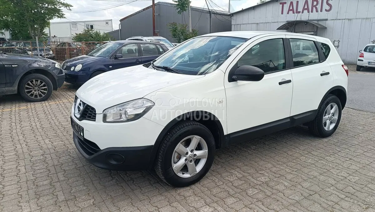 Nissan Qashqai 2013 photo 2