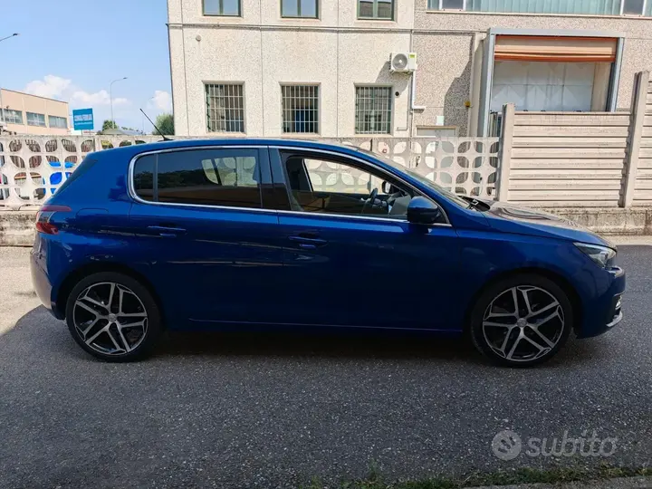 Peugeot 308 2017 photo 3