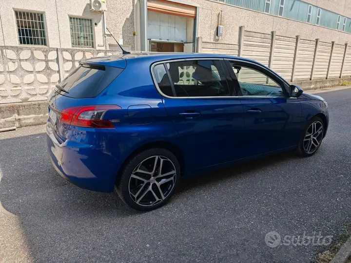 Peugeot 308 2017 photo 4